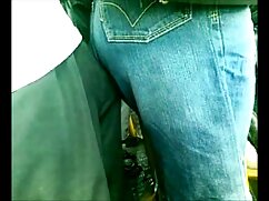 Garder ses chaussettes hautes pendant la séance erotique vf de sexe
