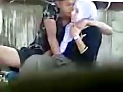 La plus mignonne salope de 18 vieux films erotique ans se doigte la chatte
